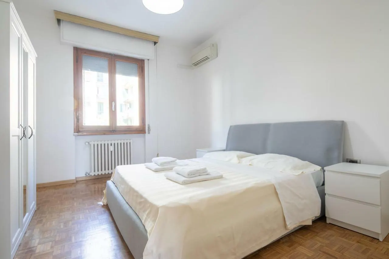 Apartment Novoli 4 Bedrooms By Mmega Florence Italy